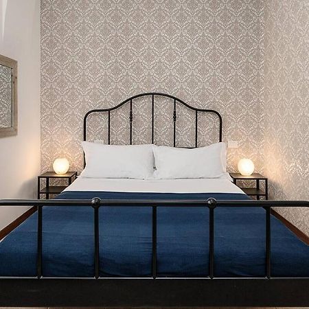 Ferienwohnung Blue City Paradise - Renovated Apt In Center Mailand Exterior foto