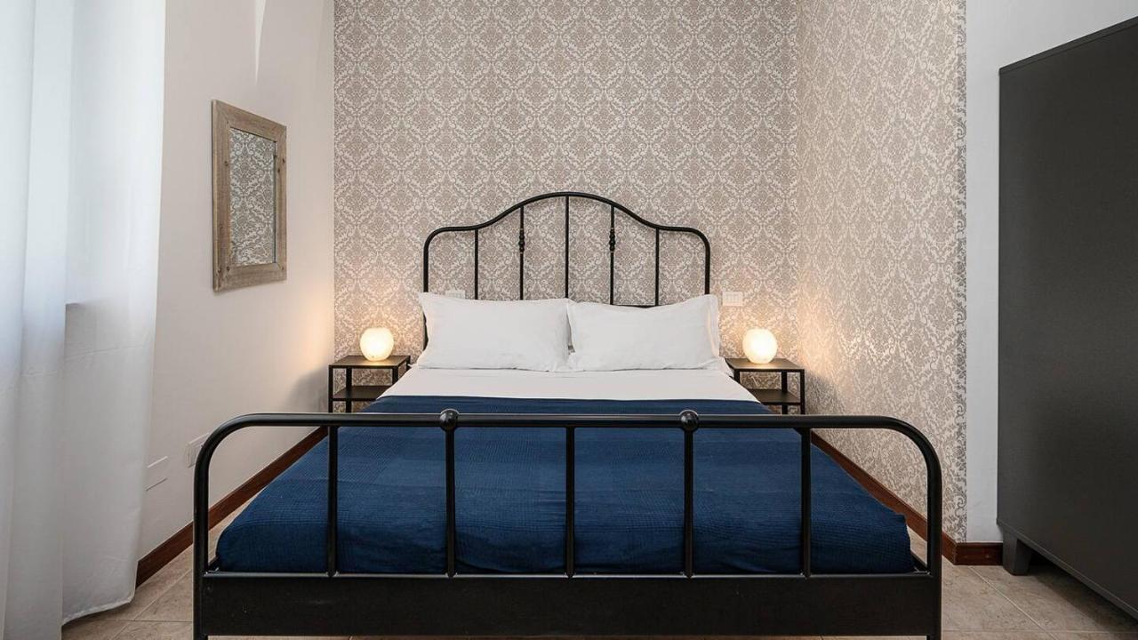 Ferienwohnung Blue City Paradise - Renovated Apt In Center Mailand Exterior foto
