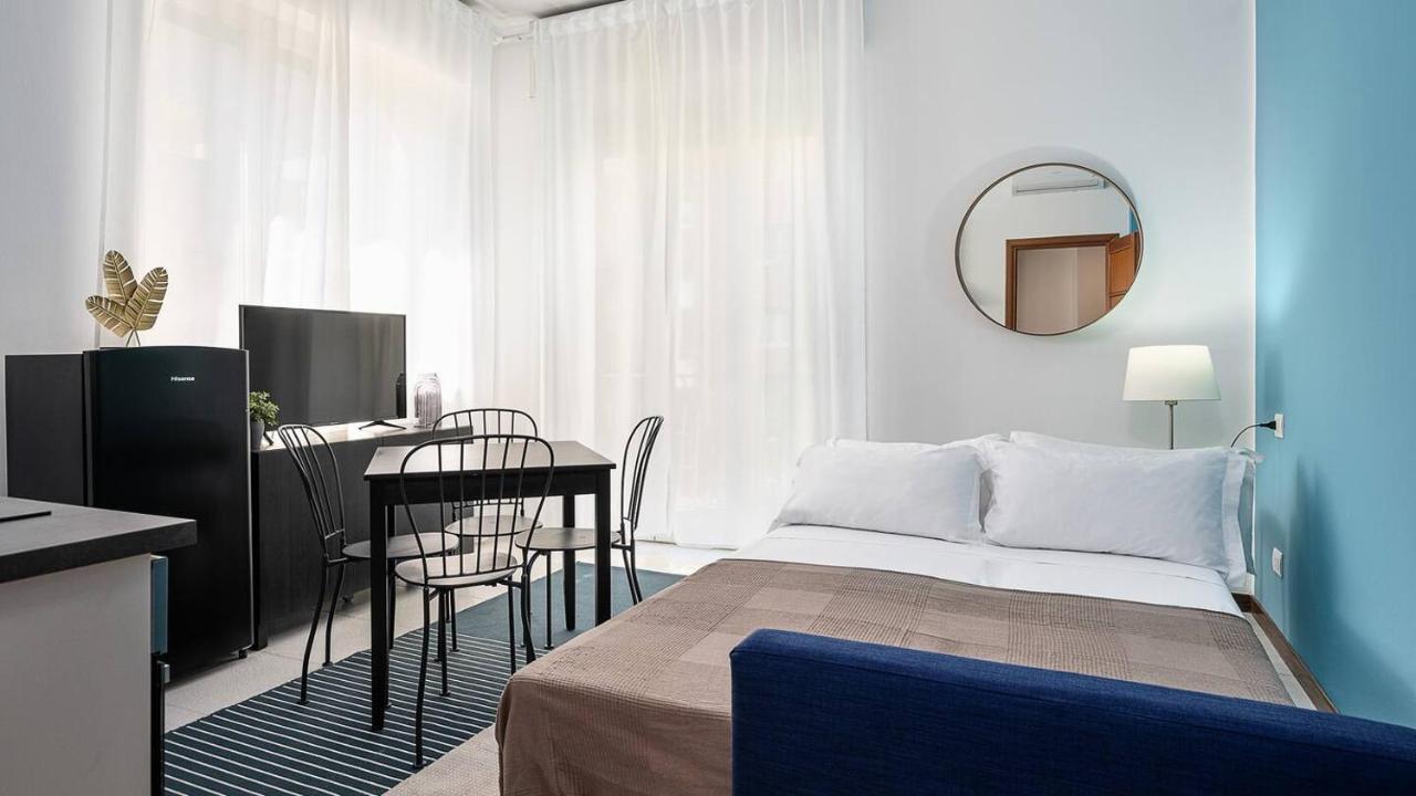 Ferienwohnung Blue City Paradise - Renovated Apt In Center Mailand Exterior foto